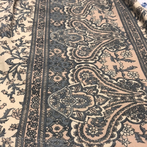 Honey punch dress - Picture 2 of 2